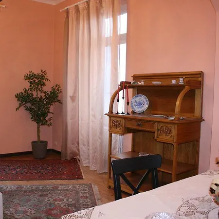 The Dreamers Apartment